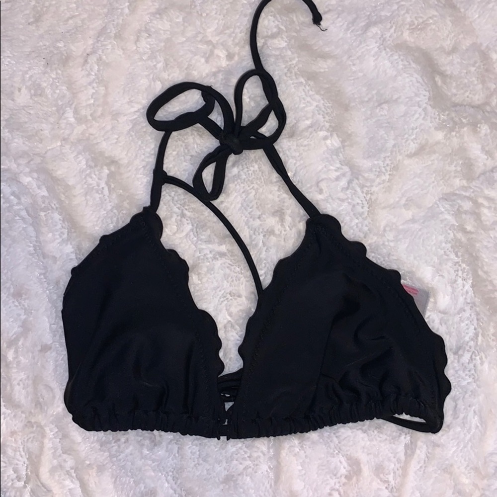 black bikini top